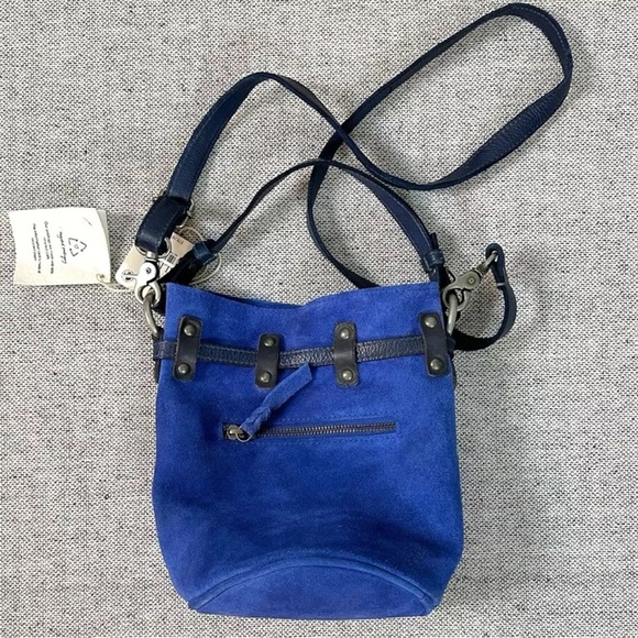 Free People Cobalt Blue bucket bag (NEW) - Picture 12 of 12